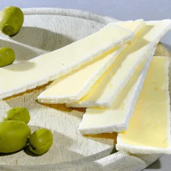 Discount DecoWoerner Camembert Käsescheibe Lebensmittel-Attrappe weiß