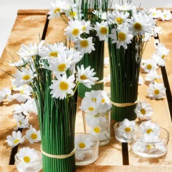 Outlet DecoWoerner Dekoblüten Margeriten, 72 Stück weiß