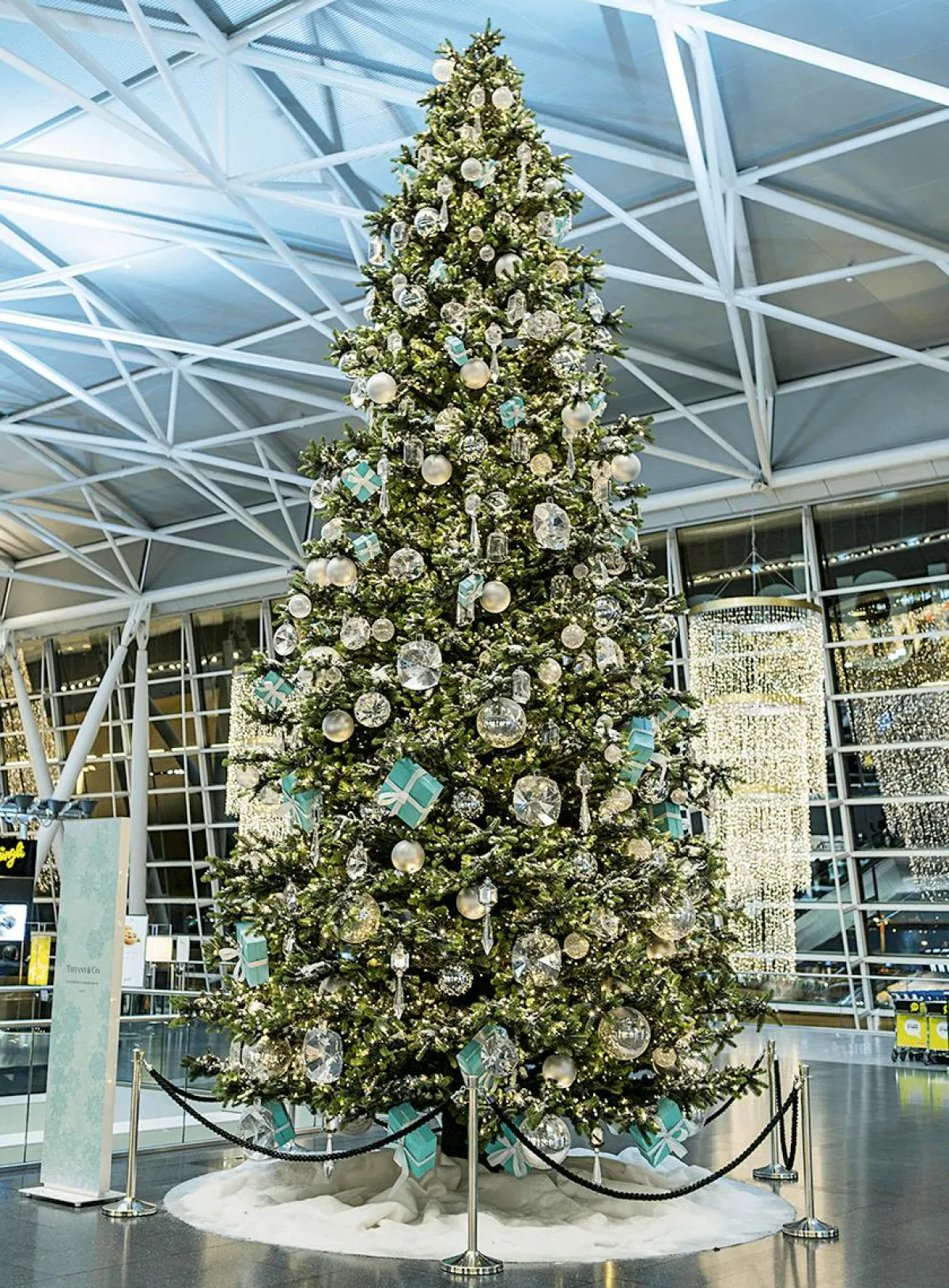 Outlet DecoWoerner Gigantbaum "Deluxe", 800 Cm grün