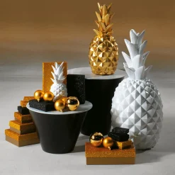 Discount DecoWoerner ene, Matte Weihnachtskugeln Aus Schwer Entflammbarem Kunststoff, 6 Cm Ø – 24 Stück gold