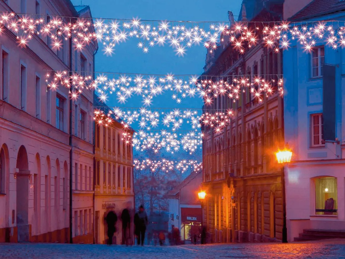 Best DecoWoerner Icicle-Light Lichterkette 300 X 100cm IP44 Weiß