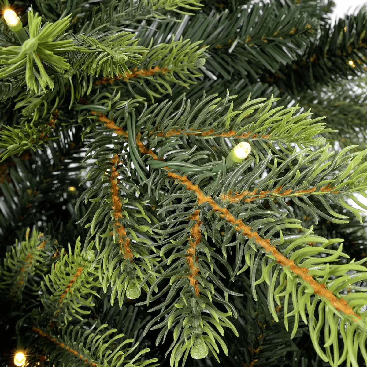 Outlet DecoWoerner Künstliche Rottanne Mit LED 210 Cm grün