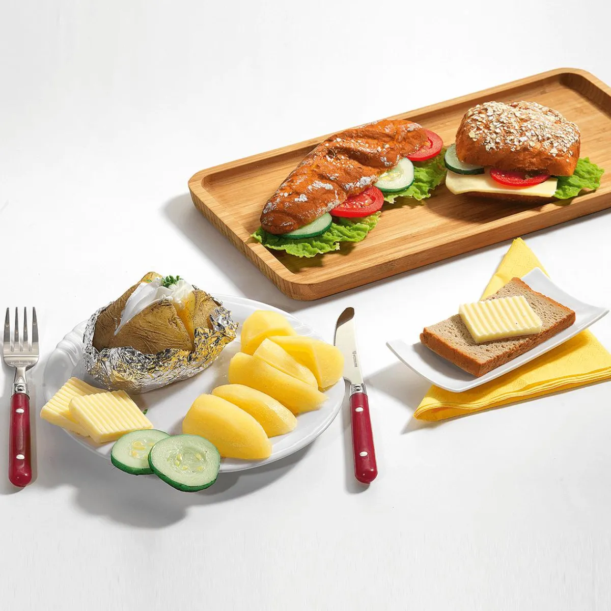 New DecoWoerner Kornspitz Brötchen Mit Salat Attrappe mehrfarbig