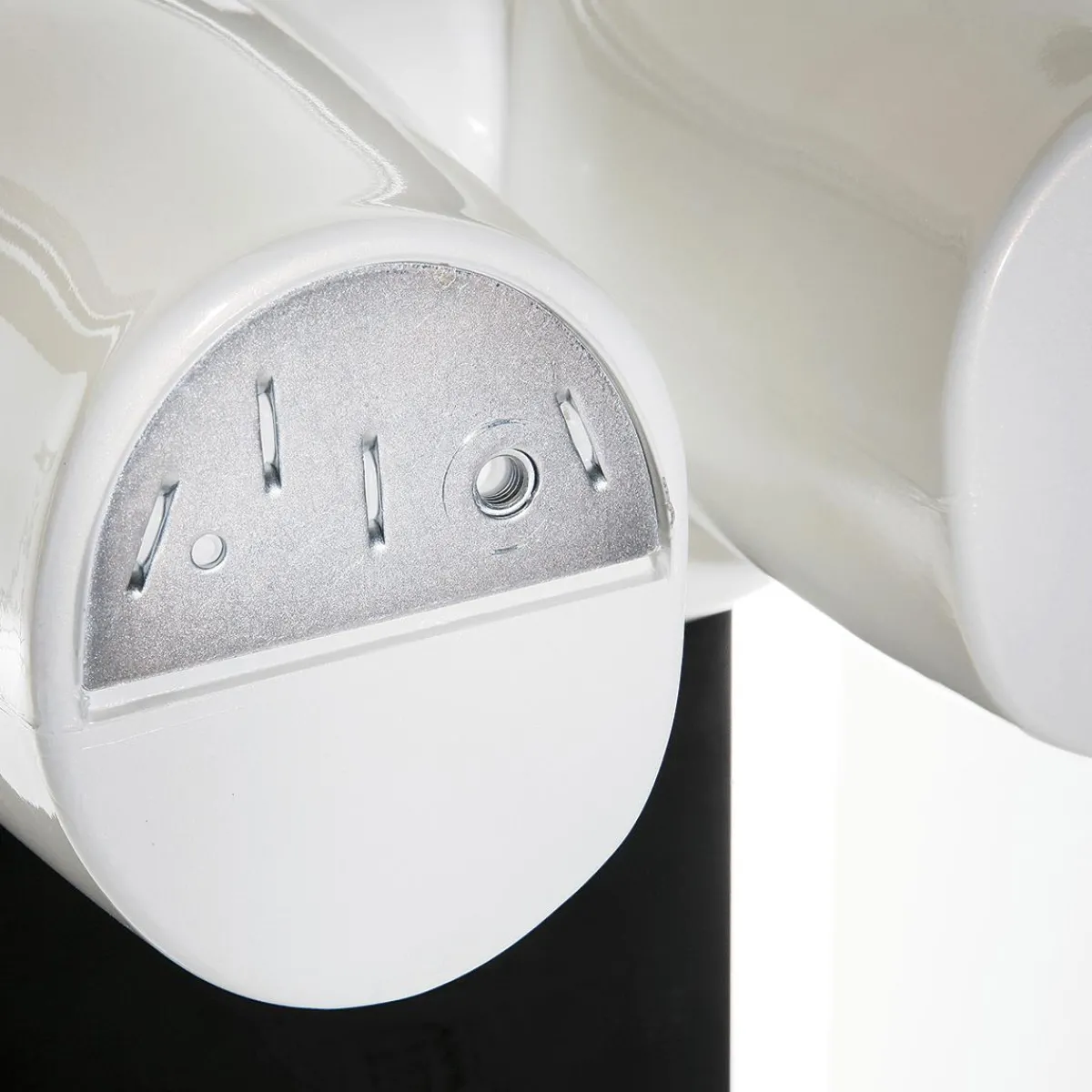 Outlet DecoWoerner Kunststoff-Torso Herr 88 Cm Perl weiß