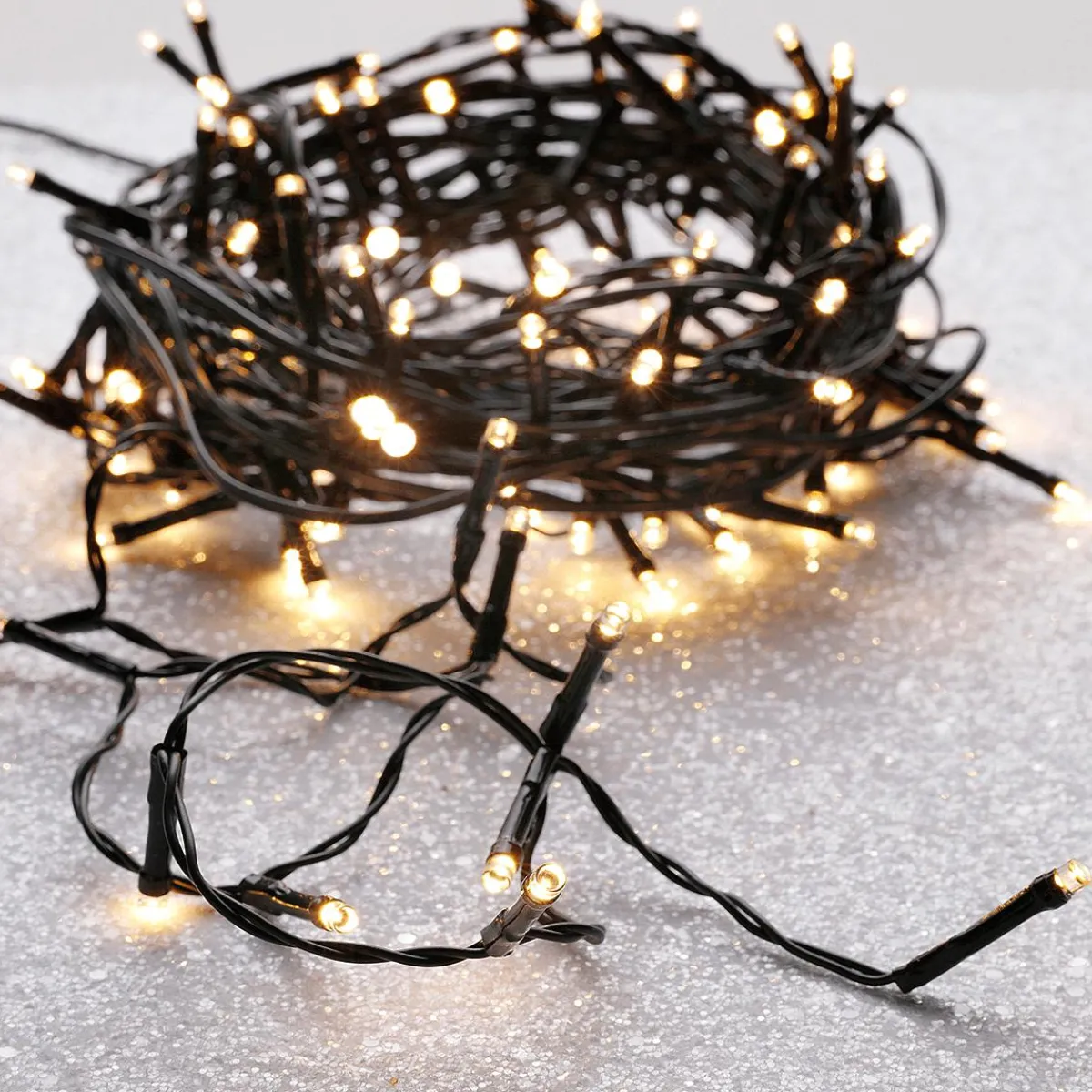 New DecoWoerner Lichterkette Grün 9 M, 120 LED Warm-weiß IP44