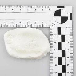 Best DecoWoerner Mozzarella Scheiben Lebensmittel-Attrappe, 3 Stück weiß