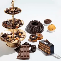 Discount DecoWoerner Napfkuchen Schokolade Lebensmittel-Attrappe braun