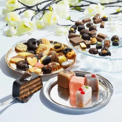 Online DecoWoerner Petite Four Nougat Lebensmittel-Attrappe 5 Cm braun