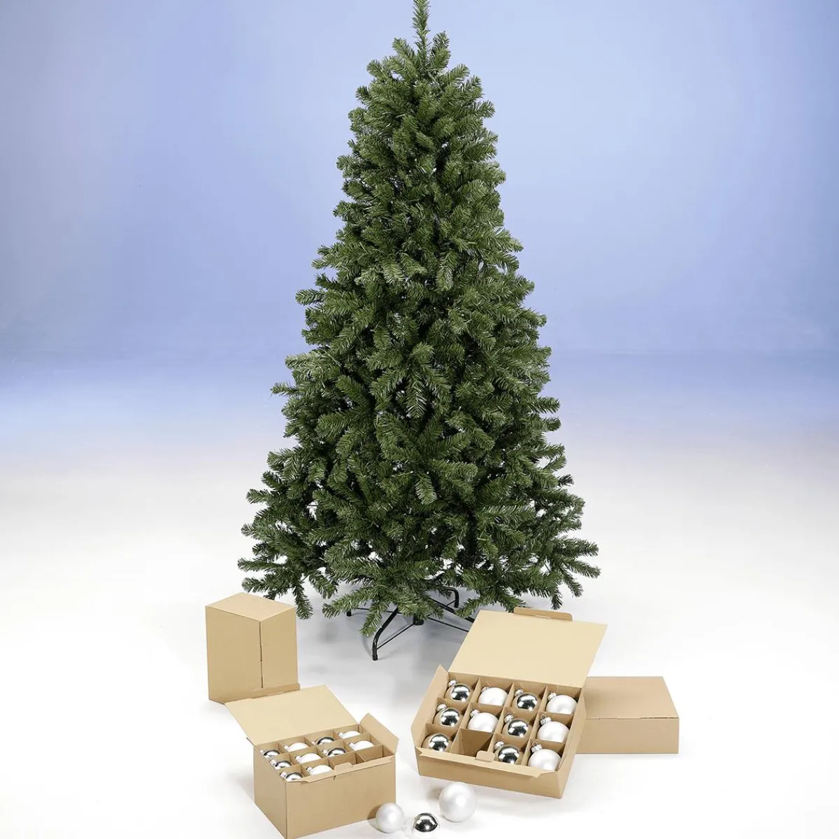 Hot DecoWoerner Sparpaket Weihnachtsbaum 210 Cm Inkl. Glaskugeln Und Lichterkette grün