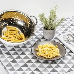 New DecoWoerner Spätzle Lebensmittel-Attrappen 100 G Beutel gelb