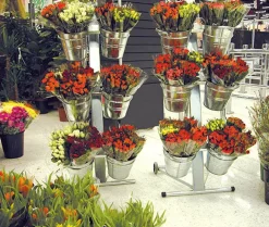 Discount DecoWoerner Verkaufsständer Für Schnittblumen, 6 Eimer silber