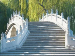 Clearance DecoWoerner XXL-Planenbanner "Brücke Im Park" Aus Schwer Entflammbarer LKW-Plane 250 X 330 Cm Grau